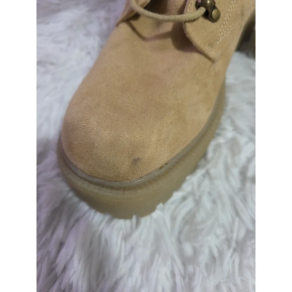 Forever 21 Beige boots women size 10 With Tags Faux‎ Fur Winter Casual Suede